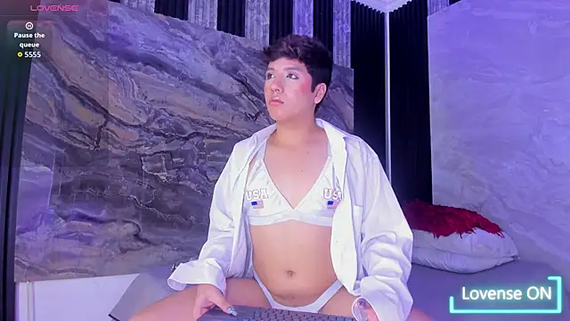 Snapshot of Ellis-Brown chatting on November 6, 2025, 4:05 am Ellis-Brown online show from November 6, 2025, 4:05 am