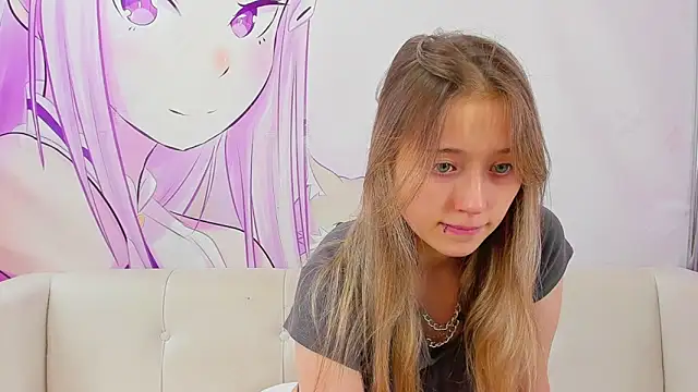 Angel Leeks online show from September 29, 2025, 6:31 am