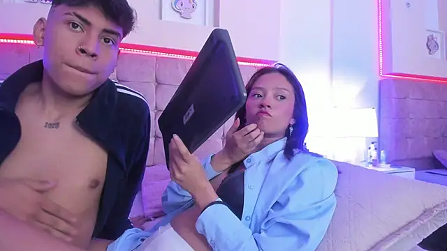 Willow Pearl online show from October 9, 2025, 12:17 pm