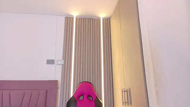 meli peach1 online show from October 27, 2025, 7:26 pm