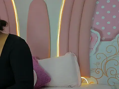 SofiaaBigBoobs online show from November 14, 2025, 11:58 am