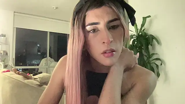 Snapshot of isa__fox chatting on November 27, 2025, 3:07 am isa fox online show from November 27, 2025, 3:07 am