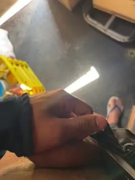 Snapshot of henrique61 chatting on October 6, 2025, 1:34 pm henrique61 online show from October 6, 2025, 1:34 pm