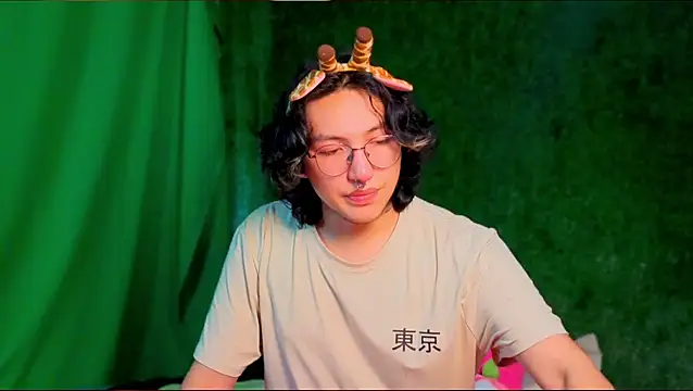 -BlueOpal- online show from October 10, 2025, 6:42 pm