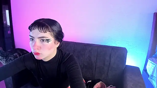 kitty  chs online show from October 16, 2025, 1:08 pm