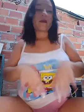 hot-mom22 online show from October 5, 2025, 10:28 am