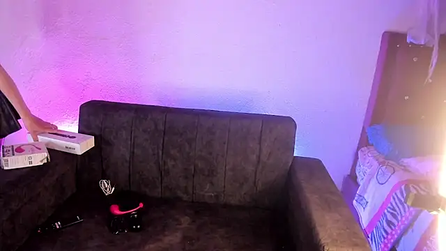 zakura Haruno online show from October 12, 2025, 1:07 am