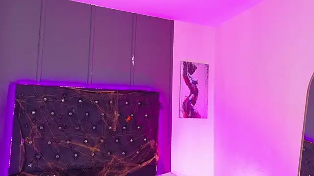 Kataaleya  12 online show from October 31, 2025, 12:02 pm