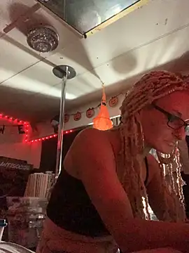 blondebarbiebae online show from November 7, 2025, 7:02 am