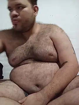 Snapshot of big_bearr chatting on June 19, 2026, 3:01 am big bearr online show from June 19, 2026, 3:01 am