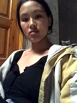 Mai lovely online show from October 8, 2025, 3:52 am