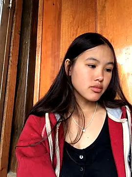 Mai lovely online show from November 9, 2025, 1:31 am