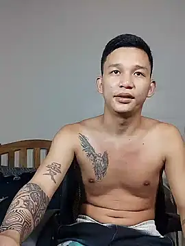 asianmonstercock05 online show from October 3, 2025, 1:12 pm