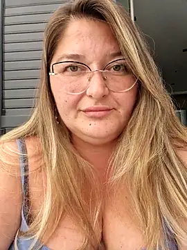 HornyBella88 online show from September 26, 2025, 7:48 am