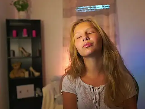 emmie murray online show from September 26, 2025, 12:56 pm