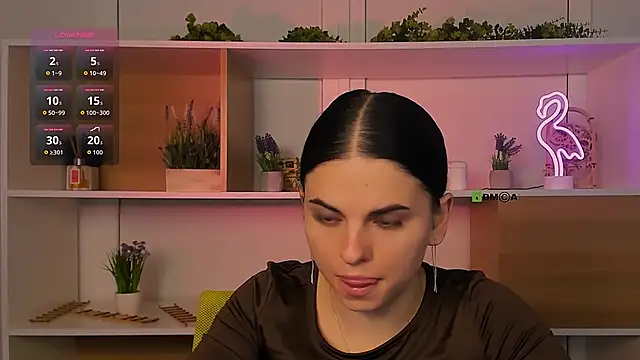 nicole muah online show from December 1, 2025, 8:04 am