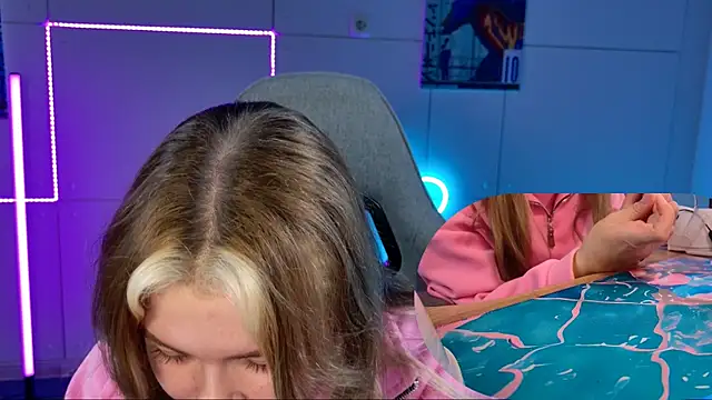 HaleySun online show from September 29, 2025, 5:36 am