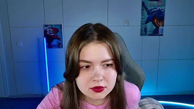 HaleySun online show from October 31, 2025, 9:06 am