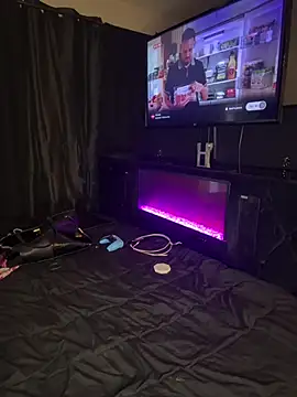 YeahhhitsBreezy online show from January 13, 2026, 1:53 am