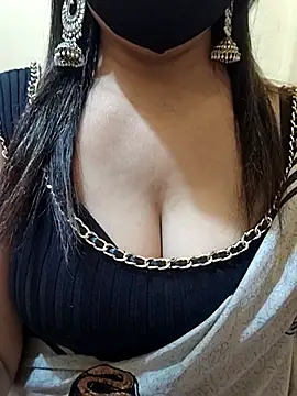 Snapshot of Sakshi-11 chatting on November 20, 2025, 1:34 pm Sakshi-11 online show from November 20, 2025, 1:34 pm