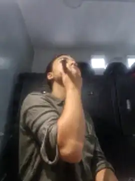 AriaBelles online show from November 3, 2025, 6:44 pm