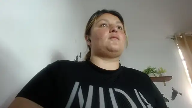 SweetRouse   online show from December 4, 2025, 2:38 pm