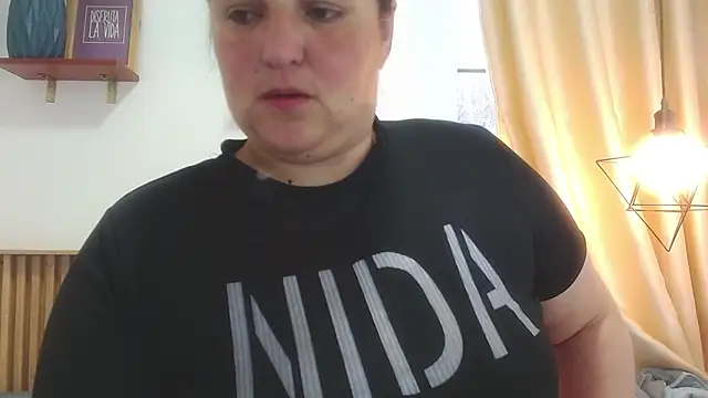 SweetRouse   online show from October 17, 2025, 1:46 pm