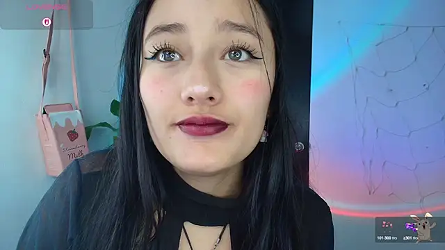 Hinata 21  online show from October 2, 2025, 1:25 pm