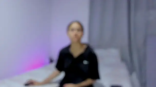 Snapshot of LittleCheerry69 chatting on October 15, 2025, 3:42 pm LittleCheerry69 online show from October 15, 2025, 3:42 pm