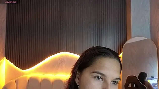 Snapshot of Saraah_Tx chatting on November 21, 2025, 2:54 am Saraah Tx online show from November 21, 2025, 2:54 am