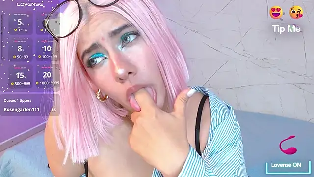 GABRIELLFOSTER online show from October 7, 2025, 12:39 pm