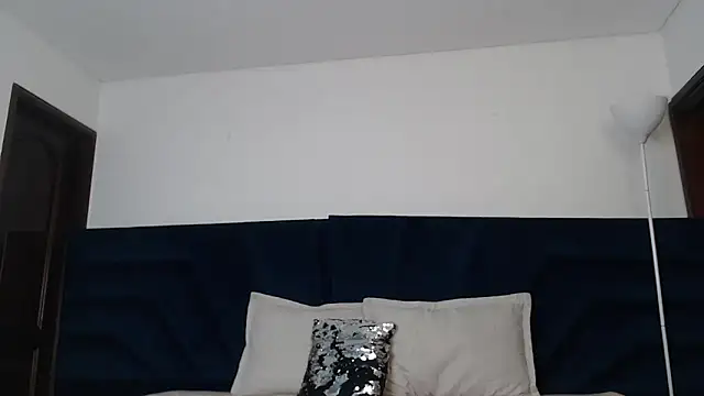 Brigith24 online show from October 15, 2025, 3:27 am