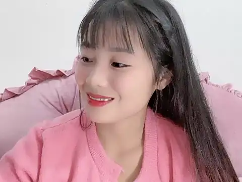 Snapshot of Lie_liee chatting on November 17, 2025, 1:04 pm Lie liee online show from November 17, 2025, 1:04 pm