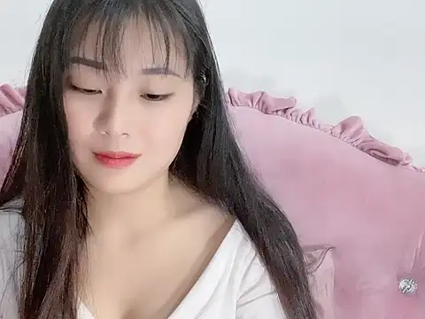 Snapshot of Lie_liee chatting on February 4, 2026, 12:55 pm Lie liee online show from February 4, 2026, 12:55 pm