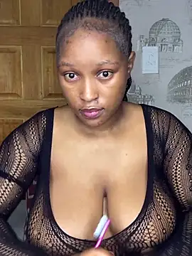 Bellabootie online show from April 16, 2026, 11:11 am