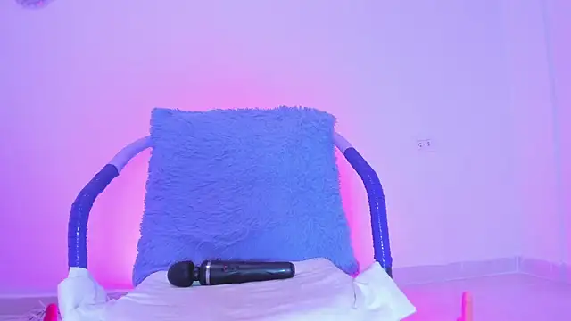 Snapshot of naty_hot4uu chatting on January 15, 2026, 11:02 am naty hot4uu online show from January 15, 2026, 11:02 am