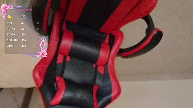 Nina Rouge7 online show from November 27, 2025, 2:39 pm