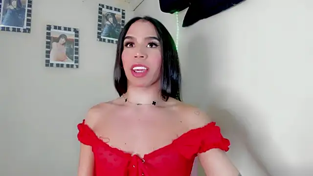 Sophia Velarie online show from October 1, 2025, 9:51 pm