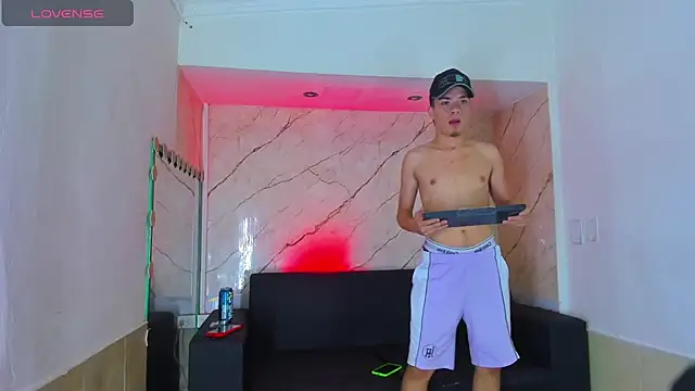 Snapshot of liam_coleman25 chatting on November 7, 2025, 4:17 am liam coleman25 online show from November 7, 2025, 4:17 am