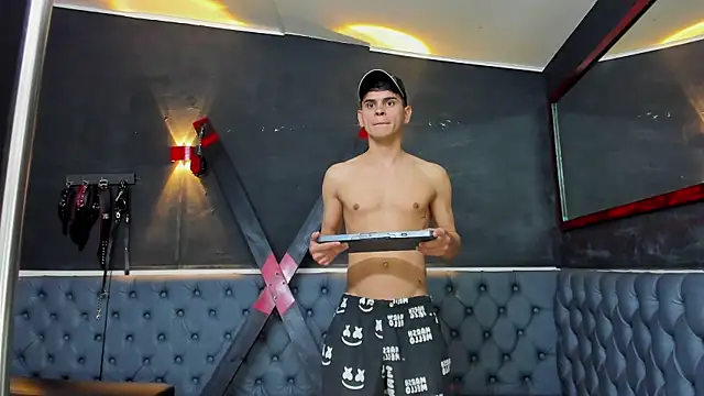 Snapshot of liam_coleman25 chatting on November 22, 2025, 4:55 am liam coleman25 online show from November 22, 2025, 4:55 am