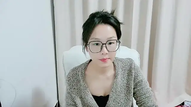 guai00 online show from November 15, 2025, 1:37 pm