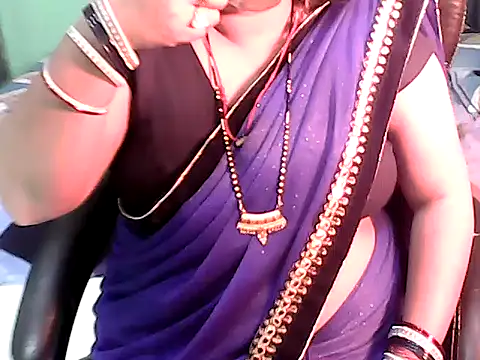 BABITA KUMARII online show from January 11, 2026, 4:47 pm