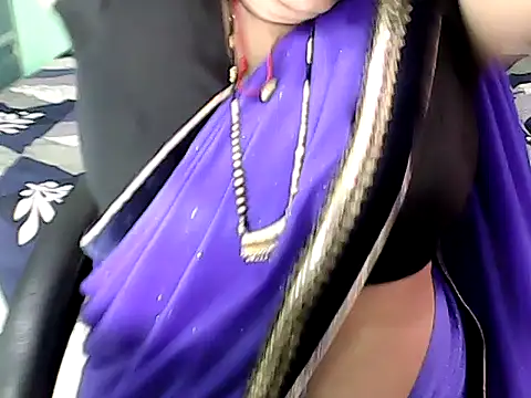 BABITA KUMARII online show from January 6, 2026, 4:55 pm