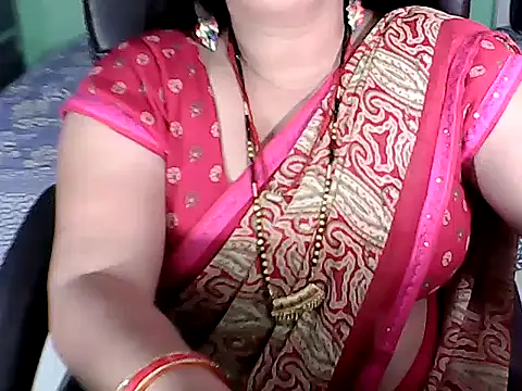 BABITA KUMARII online show from October 21, 2025, 5:01 pm