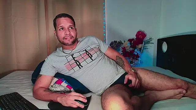 LucasGaeel online show from January 10, 2026, 3:07 pm