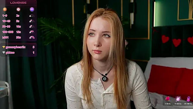 LiraKink online show from February 17, 2026, 4:43 am