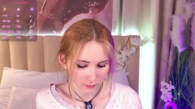 LiraKink online show from March 4, 2026, 3:58 am