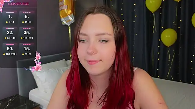 Monica  Queen online show from October 1, 2025, 3:33 am