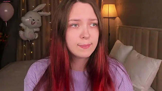 Monica  Queen online show from March 27, 2026, 5:38 am