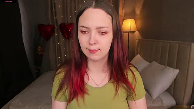 Monica  Queen online show from February 28, 2026, 5:29 am